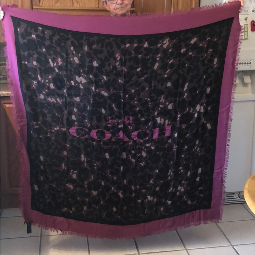 NEW COACH SCARF F85222